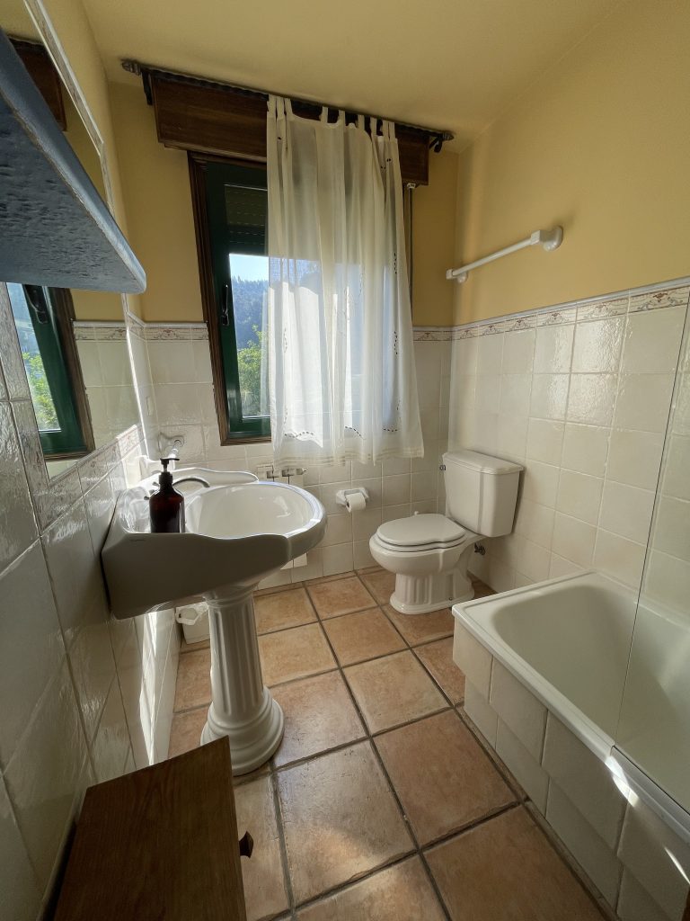growth coliving galicia bathroom 1